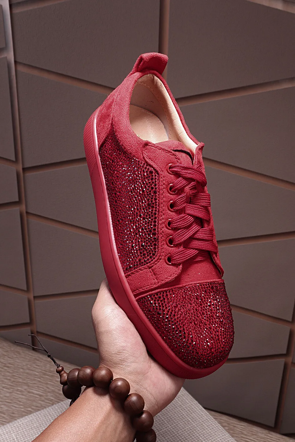 Ex-factory price 440. christian louboutin (CL red sole shoes) counter hot diamond series, casual sneakers for couples 📢 📢 📢 exclusive hot style release 🎈🎈💪 movable latex feet 👻 finished outsole line [satisfied] 😝Female 35-40# Male 38#-46, global supply😝 [Top version]: original imported cowhide frosted upper, top original leather lining, original molded TPU outsole, original 1:1 detail processing, original shoe last, large quantity available from stock,